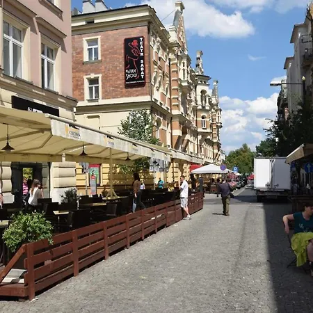 Elegant Copernicus Apartment Warsaw