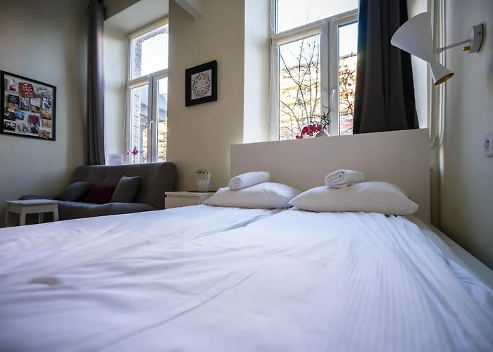 Elegant Copernicus وارسو